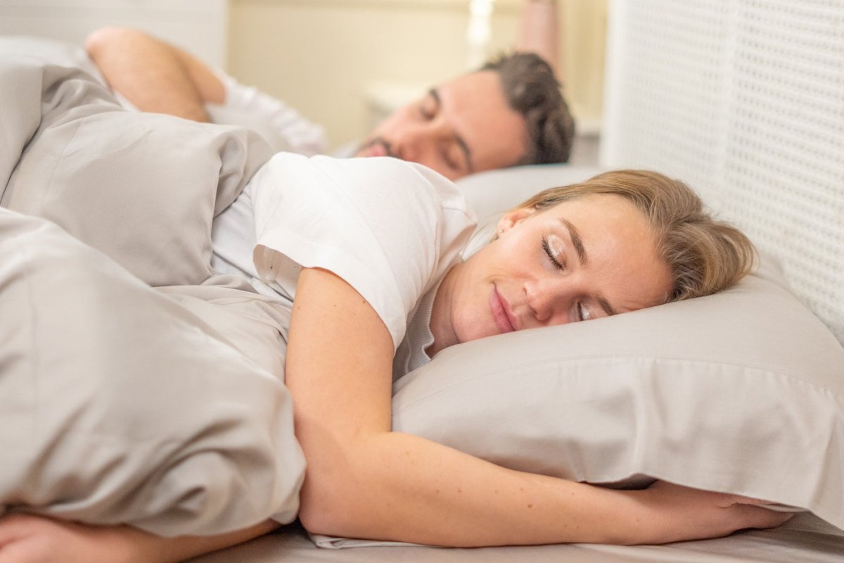 100% Organic Bamboo Silk Pillowcases (2 Pack) - SHEET STORY - 2