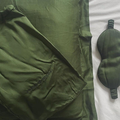 Eucalyptus Silk Pillowcase Pair in Forest Green (Best Seller) - SHEET STORY - 2